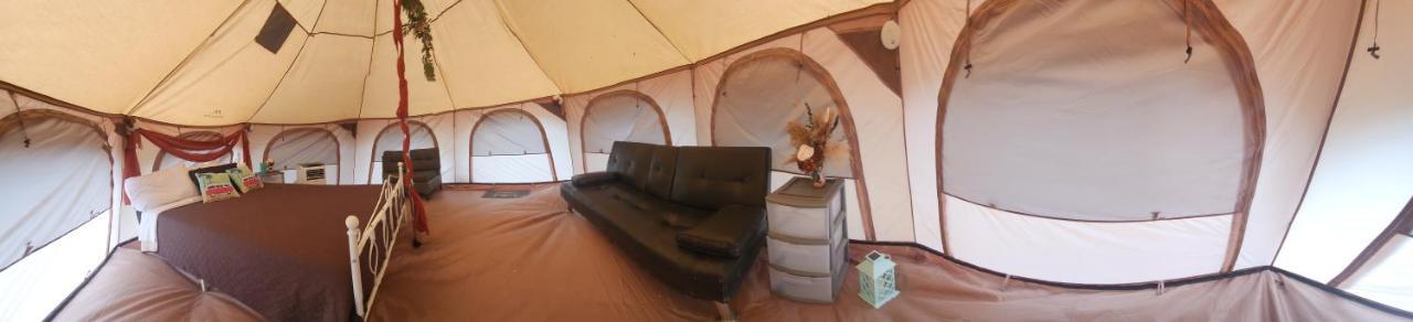 Hotel Al'S Hideaway Glamping Tents Pipe Creek Exterior foto